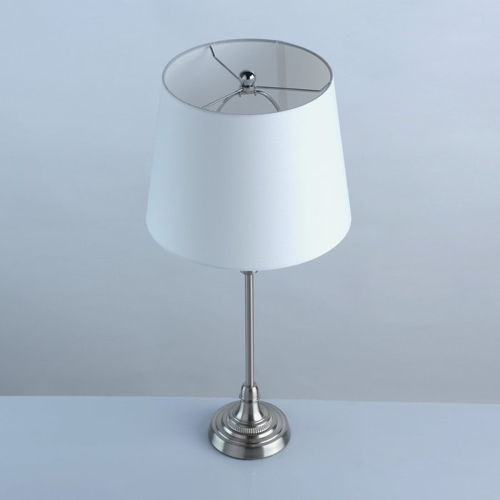 Настольная лампа Салон с металлическим основанием  - лучшие Настольные лампы в INMYROOM