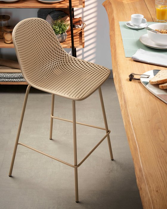 Барный стул Quinby  Beige  коричневого цвета - лучшие Барные стулья в INMYROOM