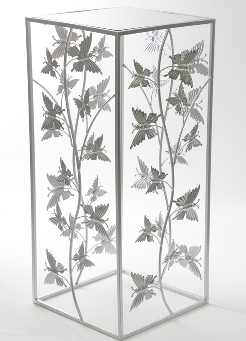 Подставка интерьерная L серебряного цвета с зеркальной столешницей - лучшие Консоли в INMYROOM