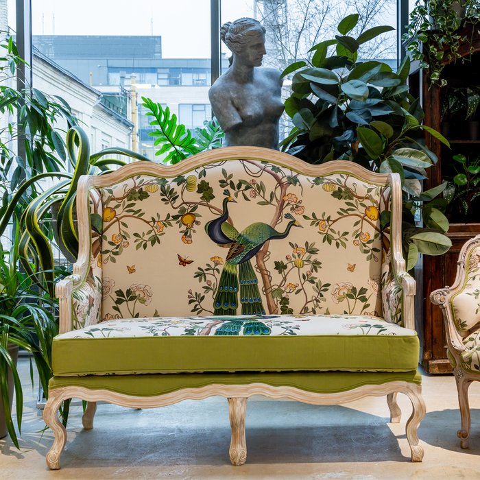 Диван Индокитайский зелёный павлин бежевого цвета - лучшие Прямые диваны в INMYROOM