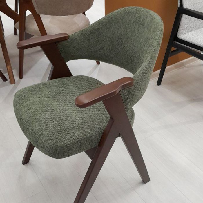 Стул Лестер Нью коричнево-зеленого цвета - лучшие Обеденные стулья в INMYROOM