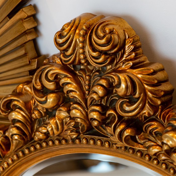 Настенное зеркало Корсика золотого цвета - купить Настенные зеркала по цене 20500.0