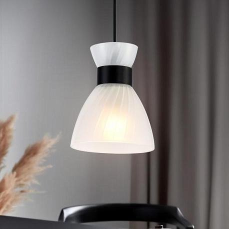 Подвесной светильник Alma с белым плафоном - лучшие Подвесные светильники в INMYROOM