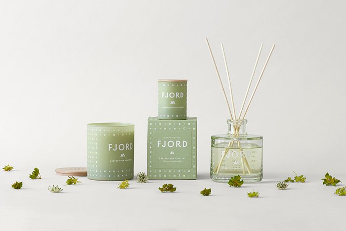Свеча ароматическая Fjord зеленого цвета с крышкой - купить Свечи по цене 1390.0