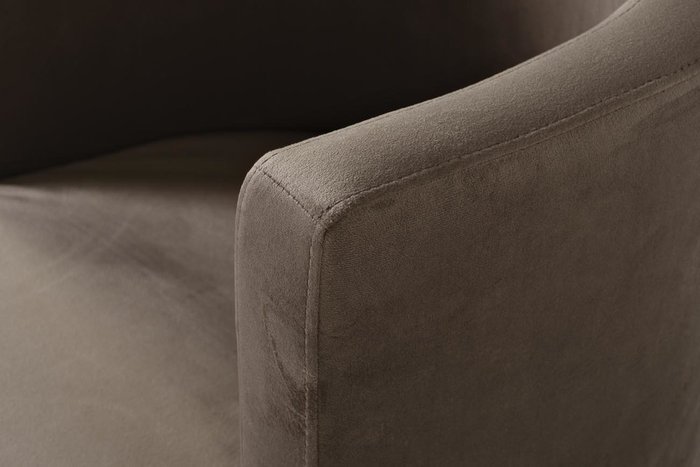 Стул серо-коричневого цвета на металлическом каркасе  - лучшие Обеденные стулья в INMYROOM