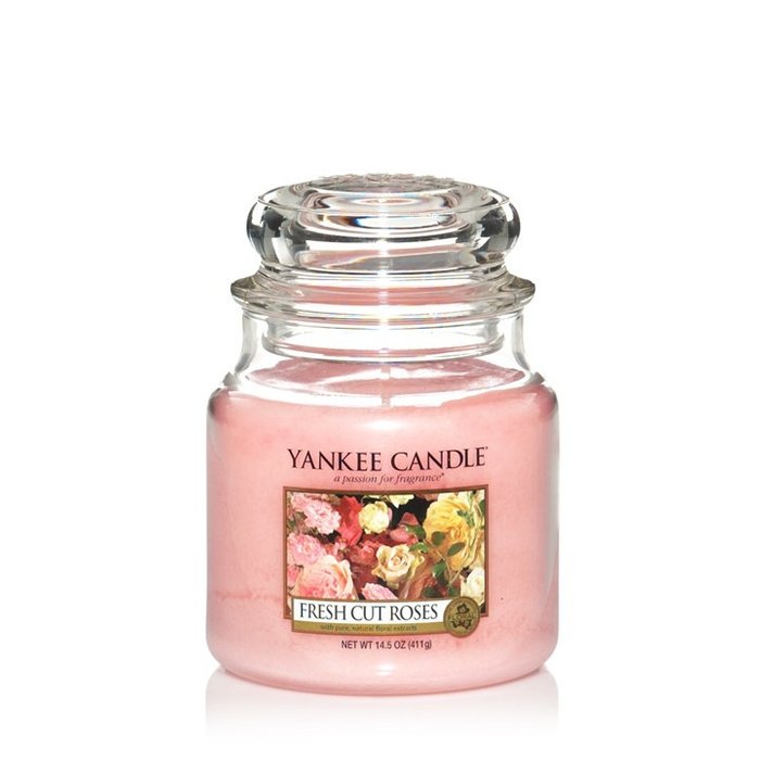 Ароматическая свеча Yankee Candle fresh cut roses / свежесрезанные розы