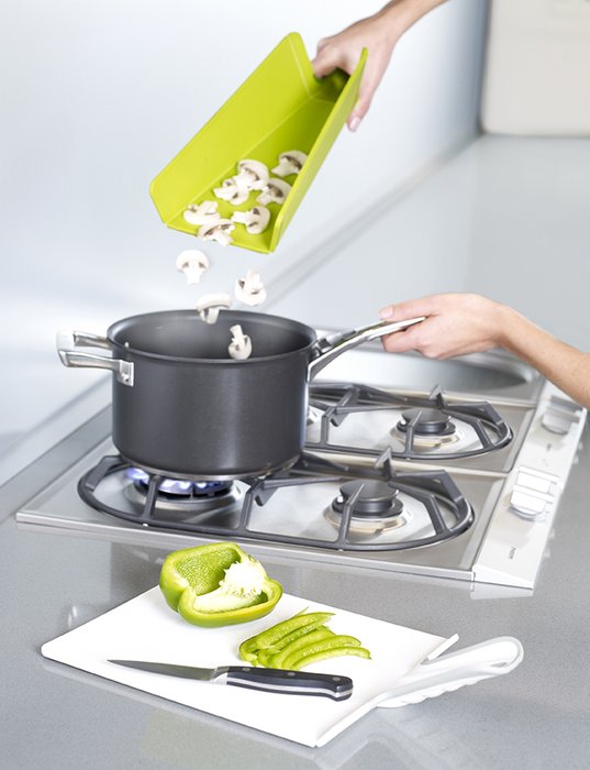 Доска разделочная Joseph Joseph chop2pot plus большая зеленая - лучшие Разделочные доски в INMYROOM Доска разделочная Joseph Joseph chop2pot plus большая зеленая - лучшие Разделочные доски в INMYROOM
