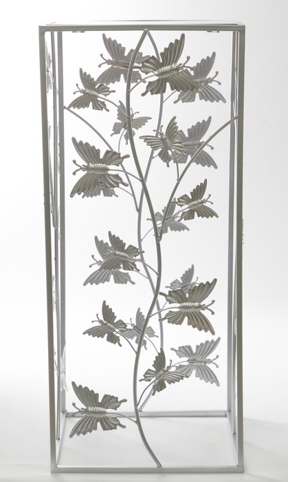 Подставка интерьерная L серебряного цвета с зеркальной столешницей - купить Консоли по цене 14967.0
