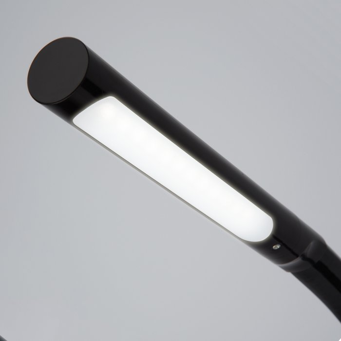 Настольный светодиодный светильник 80501/1 черный 80501/1 черный - купить Настольные лампы по цене 2360.0