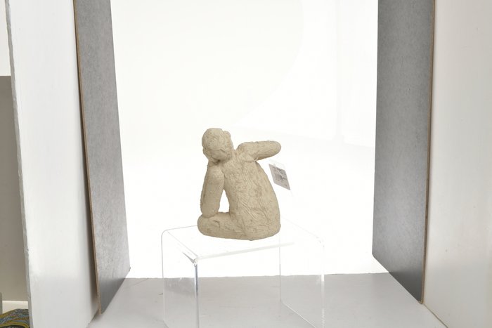 Декор настольный Figure светло-бежевого цвета - купить Фигуры и статуэтки по цене 1480.0