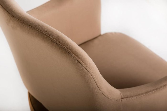 Стул Hugs бежевого цвета - лучшие Обеденные стулья в INMYROOM