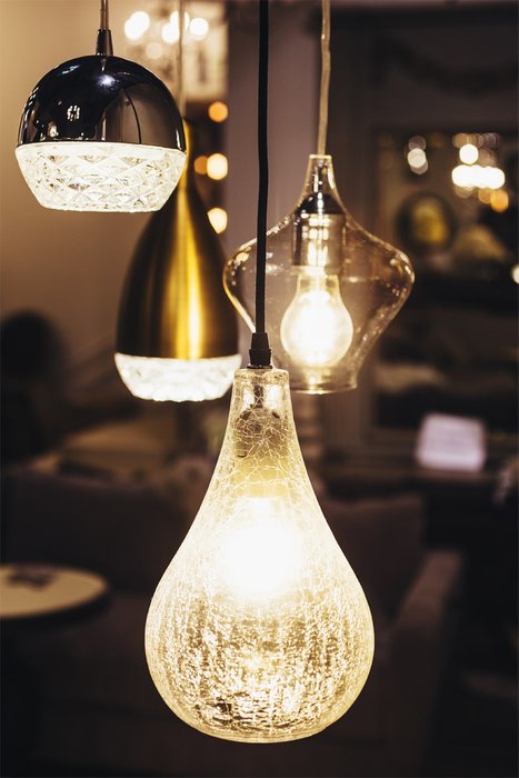 Подвесной светильник Thebes из металла и стекла - лучшие Подвесные светильники в INMYROOM