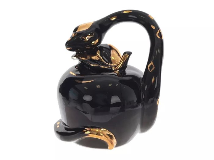 Статуэтка Snake на яблоке черного цвета