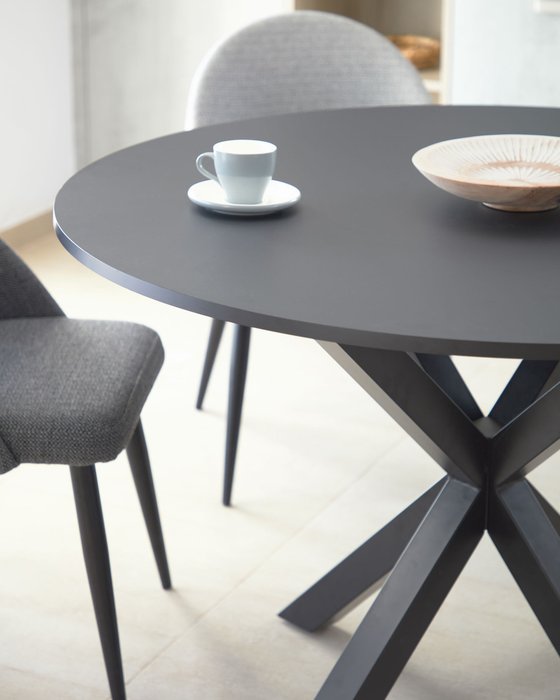 Обеденный стол Arya черного цвета - лучшие Обеденные столы в INMYROOM