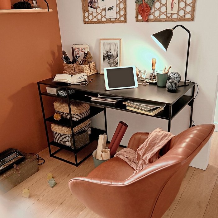 Кресло вращающееся Hiba коричневого цвета - лучшие Офисные кресла в INMYROOM