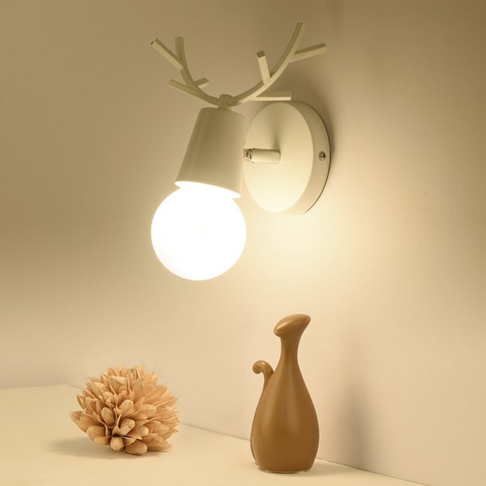 Бра Deer A белого цвета - лучшие Бра и настенные светильники в INMYROOM