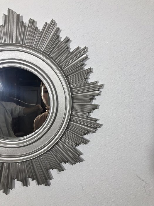 Настенное зеркало Estepona серебристого цвета - купить Настенные зеркала по цене 46800.0