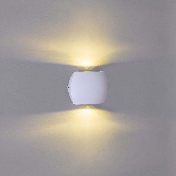 Архитектурный светильник 86008-9.2-002TLB LED2*3W WT (металл, цвет белый) Архитектурный светильник 86008-9.2-002TLB LED2*3W WT (металл, цвет белый)