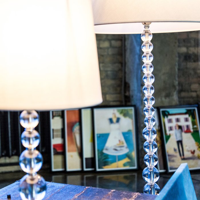 Настольная лампа Одри с белым абажуром - купить Подвесные светильники по цене 34000.0