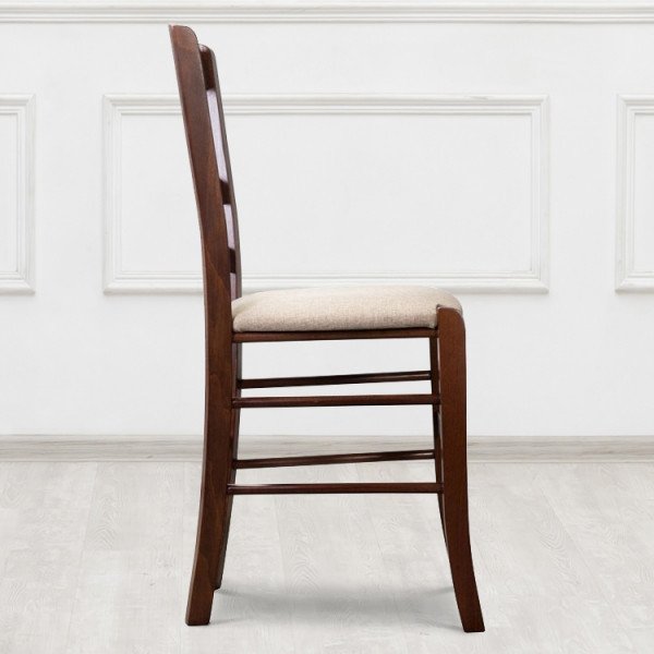 Стул Venecia из массива бука коричневого цвета и сидушкой бежевого цвета - купить Обеденные стулья по цене 4320.0