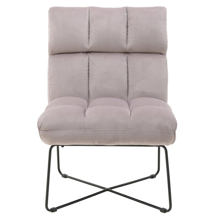 Кресло саетло-розового цвета с металлическими ножками  - купить Интерьерные кресла по цене 29980.0