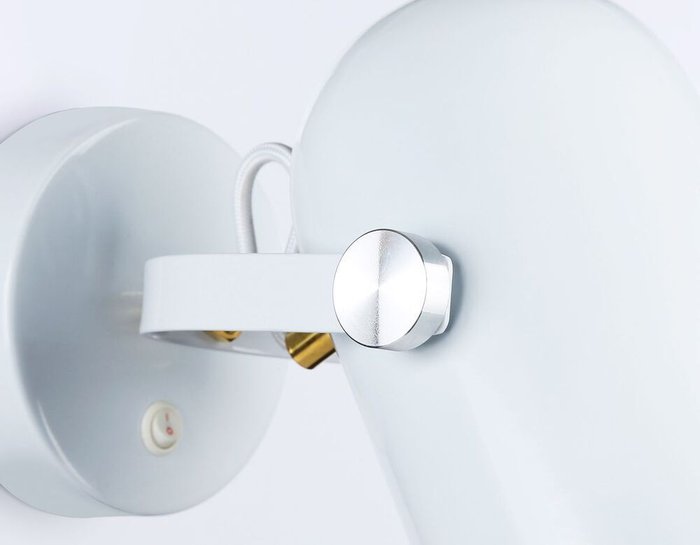 Спот Traditional TR8202 (металл, цвет белый) - лучшие Накладные споты в INMYROOM Спот Traditional TR8202 (металл, цвет белый) - лучшие Накладные споты в INMYROOM