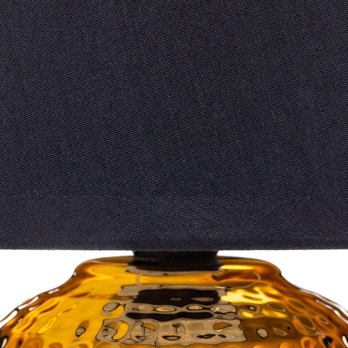 Настольная лампа Merga черно-золотого цвета - лучшие Настольные лампы в INMYROOM