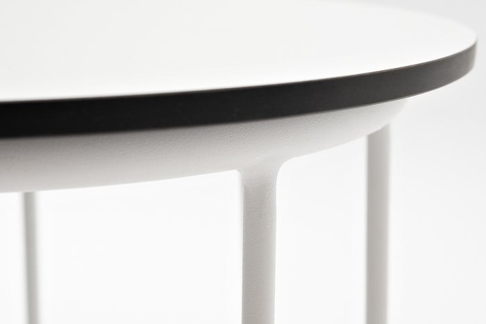 Кофейный столик Эквадор белого цвета - купить Садовые столы по цене 16907.0