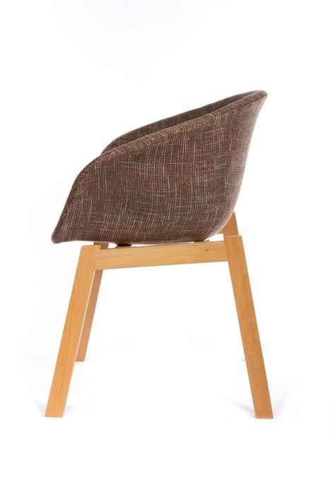 Кресло Hee Welling textile коричневого цвета - купить Обеденные стулья по цене 8690.0