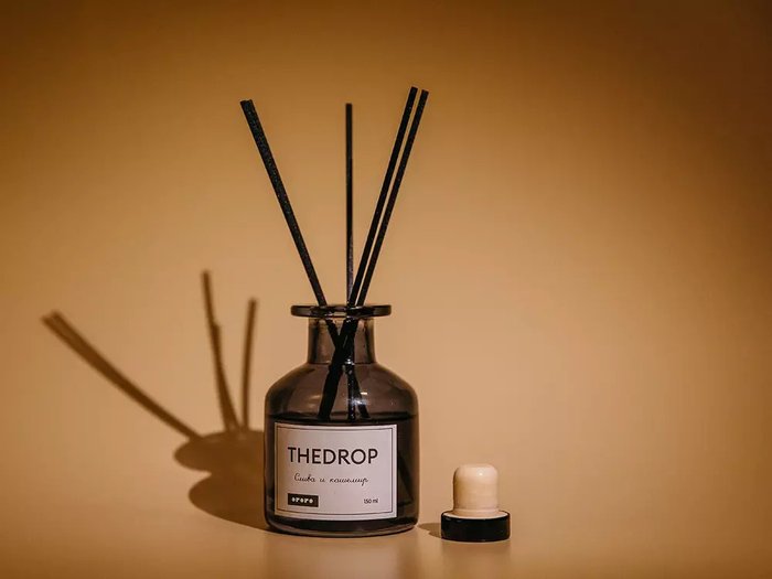 Диффузор Thedrop 150 мл аромат слива и кашемир - купить Ароматы для дома по цене 3190.0