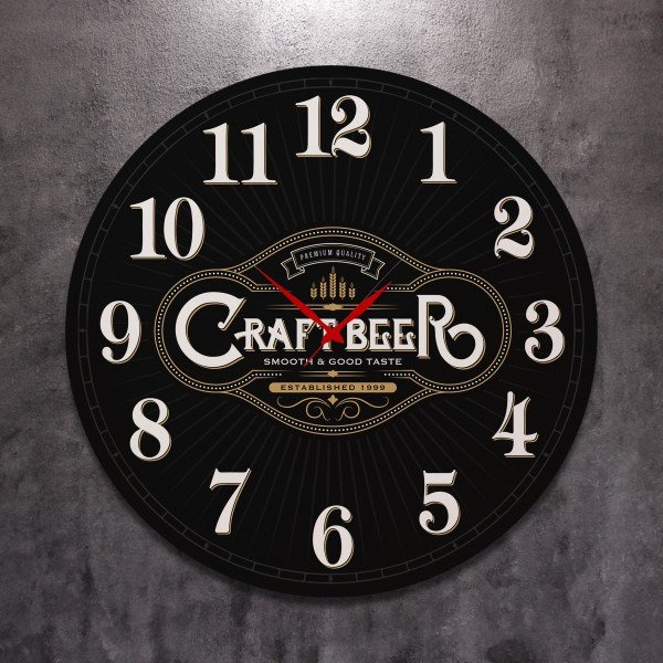 Часы настенные Крафтовое пиво черного цвета