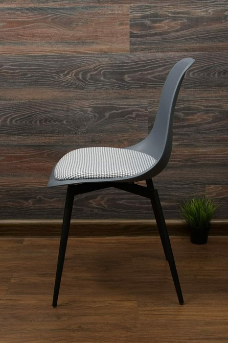 Стул Туссе серного цвета - лучшие Обеденные стулья в INMYROOM