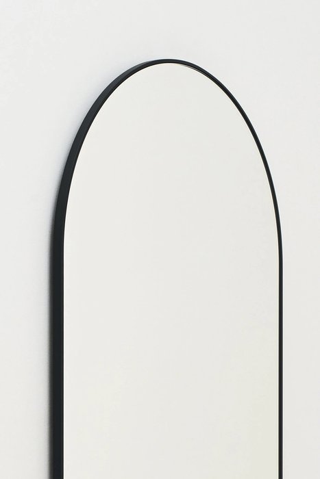 Настенное зеркало Banska 45х100 в тонкой чёрной раме - лучшие Настенные зеркала в INMYROOM
