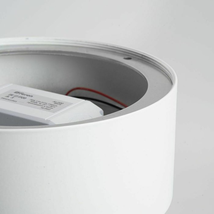 Накладной светильник Simple matte 48076 (пластик, цвет белый) - лучшие Накладные споты в INMYROOM