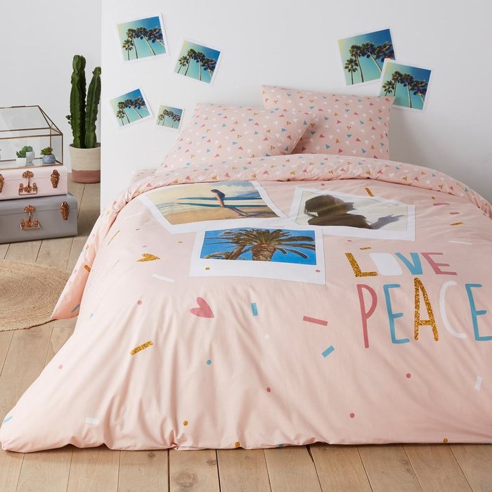 Наволочка Love Peace розового цвета 63x63  - купить Декоративные подушки по цене 649.0