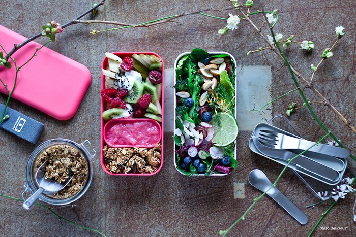 Набор из 3 столовых приборов в футляре Monbento pocket светло-серый - купить Прочее (не использовать) по цене 2250.0 Набор из 3 столовых приборов в футляре Monbento pocket светло-серый - купить Прочее (не использовать) по цене 2250.0