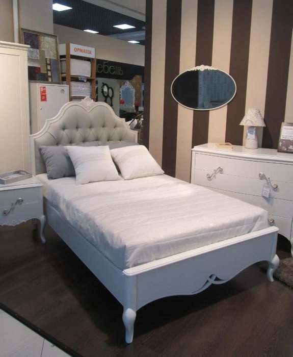 Кровать с решеткой BREVIO SALOTTI "FRANCA" светло-бежевый велюр 120x200 см Кровать с решеткой BREVIO SALOTTI "FRANCA" светло-бежевый велюр 120x200 см