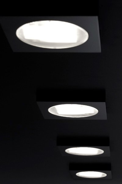 Встраиваемый светильник Fabbian SETTE W для современных помещений - купить Встраиваемые споты по цене 8500.0