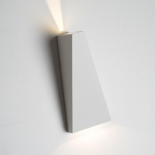 Уличный настенный светодиодный светильник white из металла