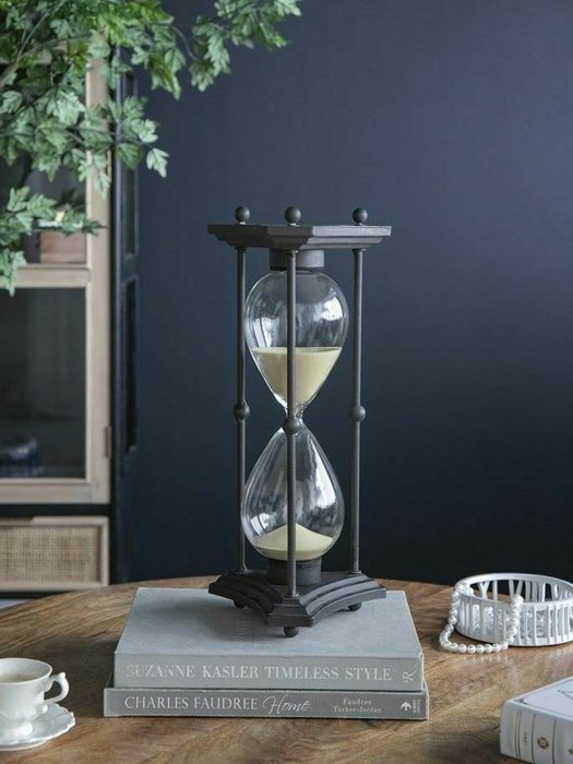 Песочные часы на один час черного цвета - лучшие Часы в INMYROOM