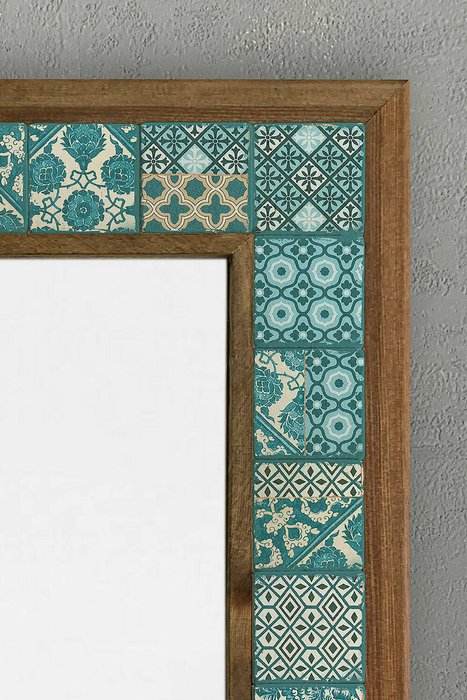 Настенное зеркало 43х63 с каменной мозаикой бирюзово-бежевого цвета - лучшие Настенные зеркала в INMYROOM