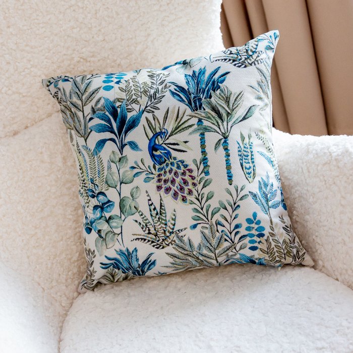 Интерьерная подушка Райский сад голубого цвета - купить Декоративные подушки по цене 2000.0