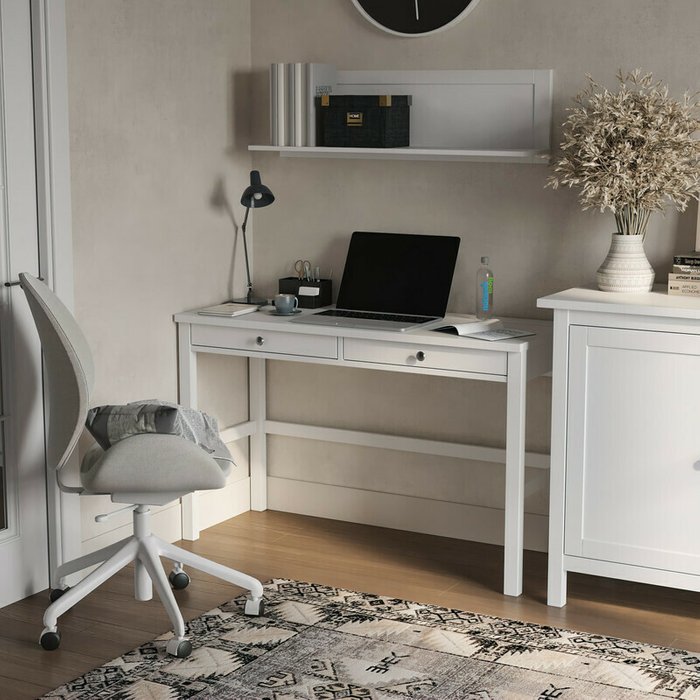 Стол письменный Кантри белого цвета - лучшие Письменные столы в INMYROOM