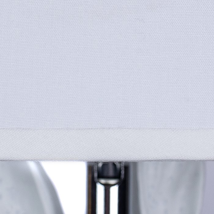 Настольная лампа Izar белого цвета - лучшие Настольные лампы в INMYROOM