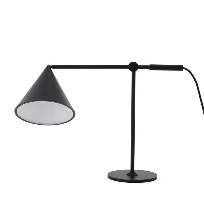 Настольная лампа Moke черного цвета - купить Настольные лампы по цене 11157.0