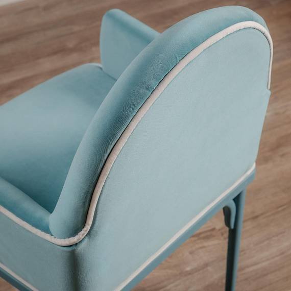 Полукресло Gentle Touch с каркасом из  дуба - лучшие Интерьерные кресла в INMYROOM
