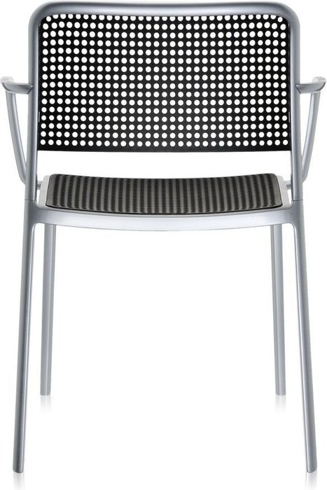 Стул Audrey с подлокотниками черного цвета - лучшие Обеденные стулья в INMYROOM