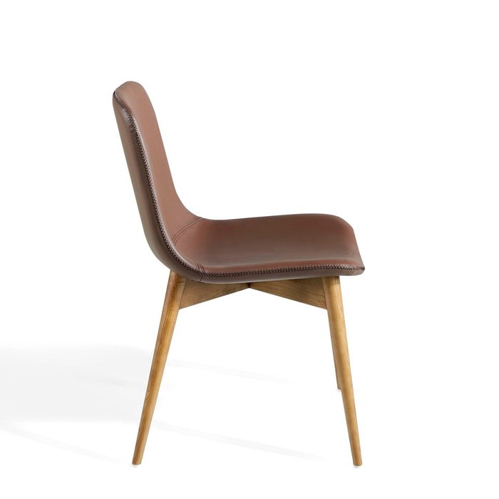 Стул обеденный коричневого цвета - купить Обеденные стулья по цене 49990.0