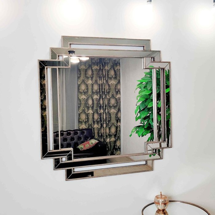 Настенное зеркало Cruser 110х110 в раме серебряного цвета - купить Настенные зеркала по цене 55000.0