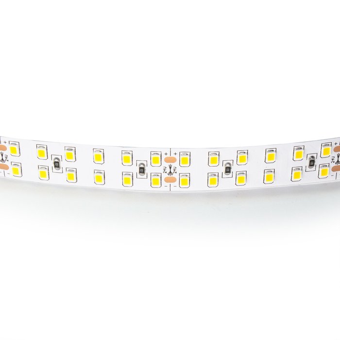 Лента LIGHTSTAR LED 24V 24W 240leds/M 2400LM/M 3000K IP20 1шт = 5м Лента LIGHTSTAR LED 24V 24W 240leds/M 2400LM/M 3000K IP20 1шт = 5м